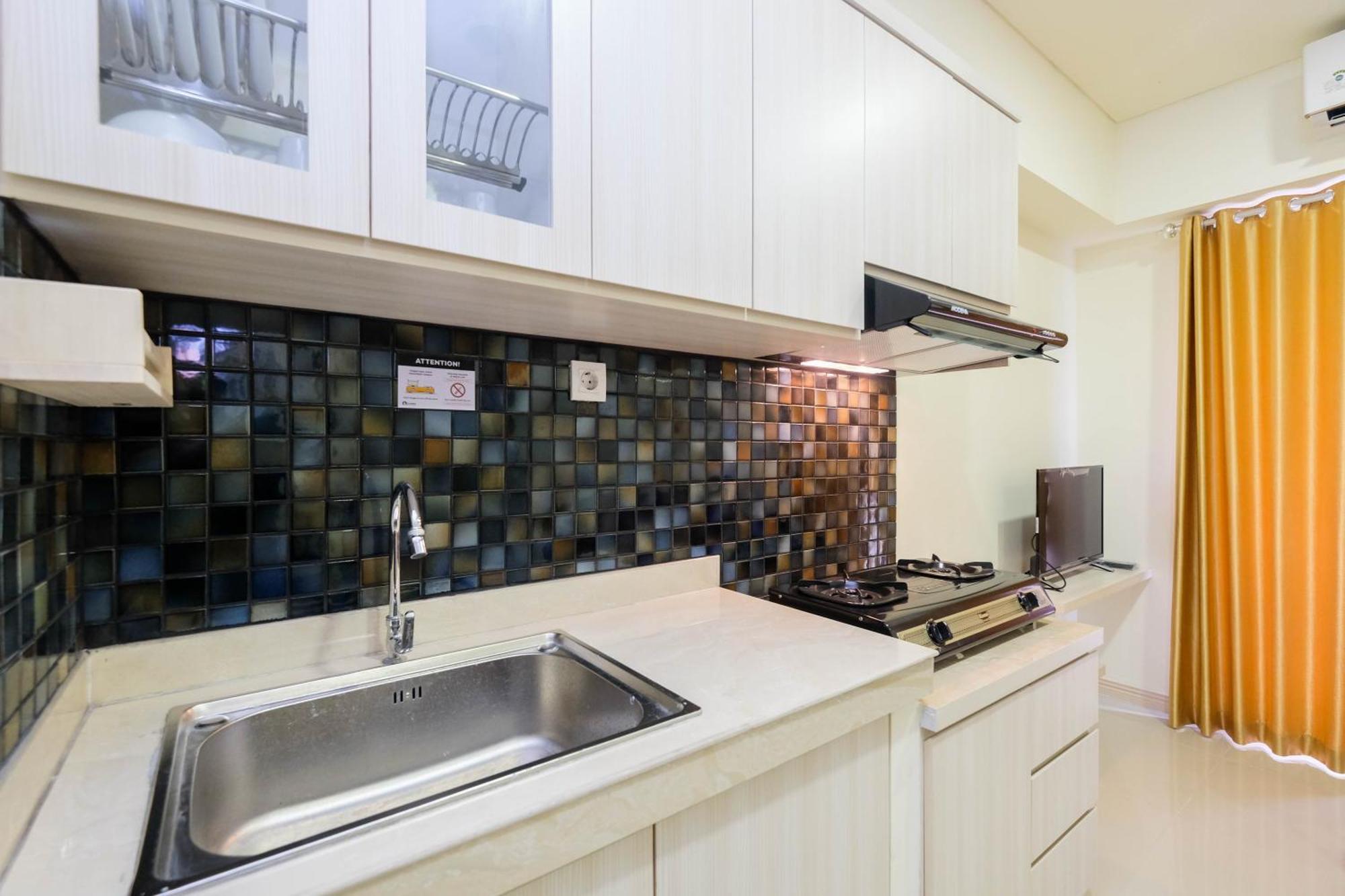 Brand New And Simple 2br At Meikarta By Travelio Apartemen Bekasi